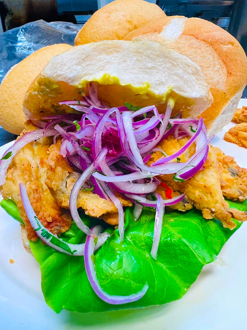 Pan con Pejerrey